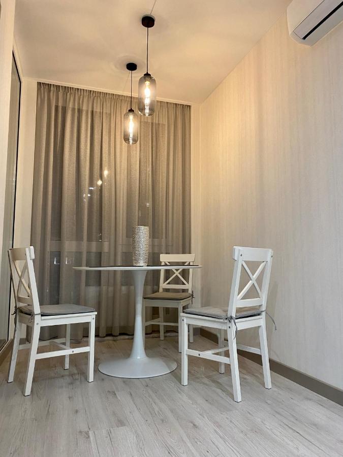 Slavutich Apartments Near Metro Station Kiev Ngoại thất bức ảnh