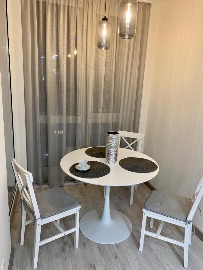 Slavutich Apartments Near Metro Station Kiev Ngoại thất bức ảnh