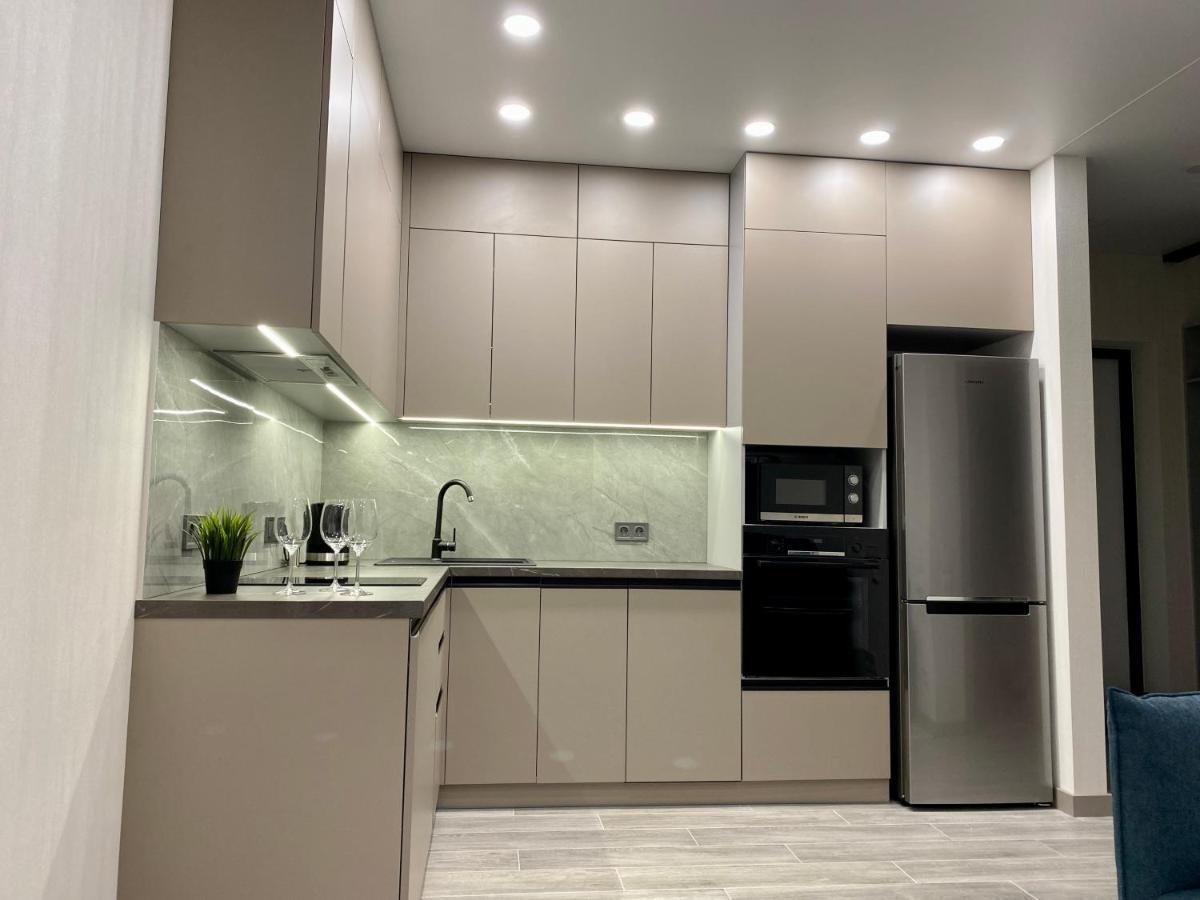 Slavutich Apartments Near Metro Station Kiev Ngoại thất bức ảnh